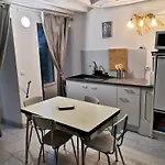 La Dependance, Petite Maison Au Calme 1chambre Vallon-sur-Gee