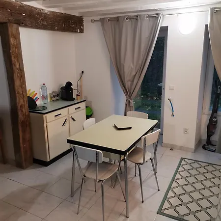La Dependance, Petite Maison Au Calme 1chambre *