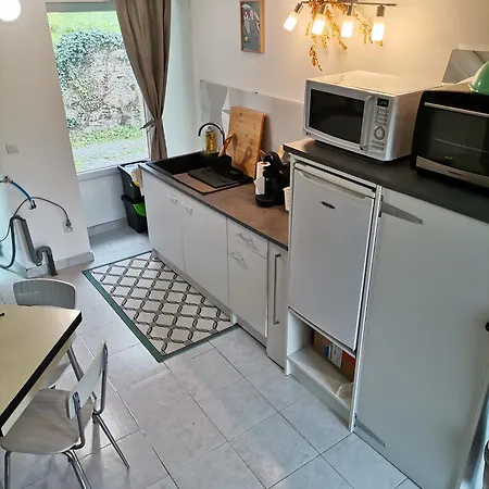 La Dependance, Petite Maison Au Calme 1chambre Dom wakacyjny *