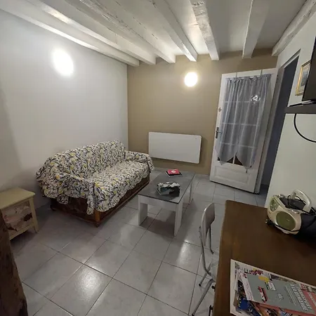 La Dependance, Petite Maison Au Calme 1chambre Vallon-sur-Gee
