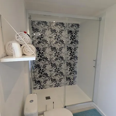 Dom wakacyjny La Dependance, Petite Maison Au Calme 1chambre *